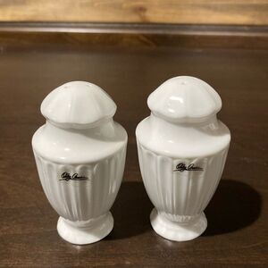 Oleg Cassini Salt & Pep 3 In. High Salt & Pepper Shakers White